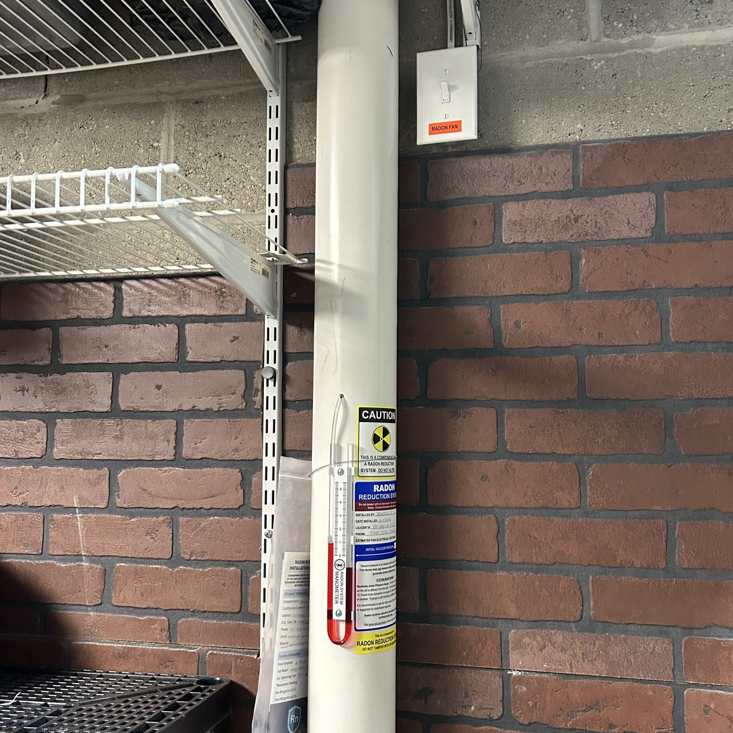 Manometer and nearby fan switch